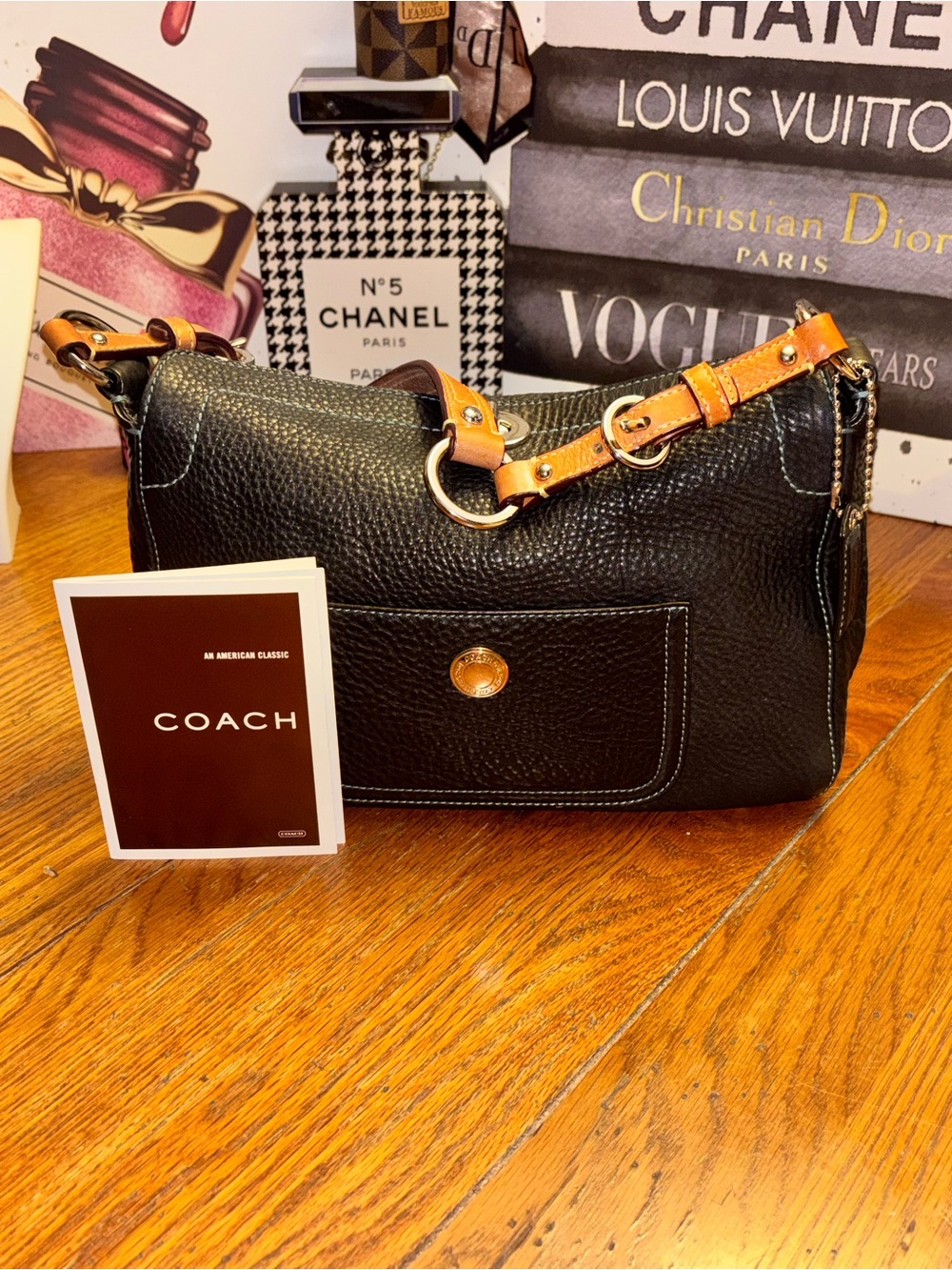 Vintage Coach Chelsea Turnlock Hobo C06S-8A38 Black Pebbled Leather